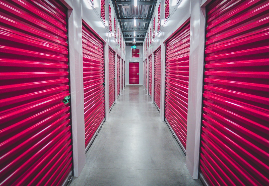 I decided to use my storage unit as a photo studio because I pay way too much into it each month and think that I should get more out of it. This was one of 4 projects that I did this past week. The rest included a lot of stop motion and reverse vids. Gotta love creative inspiration.